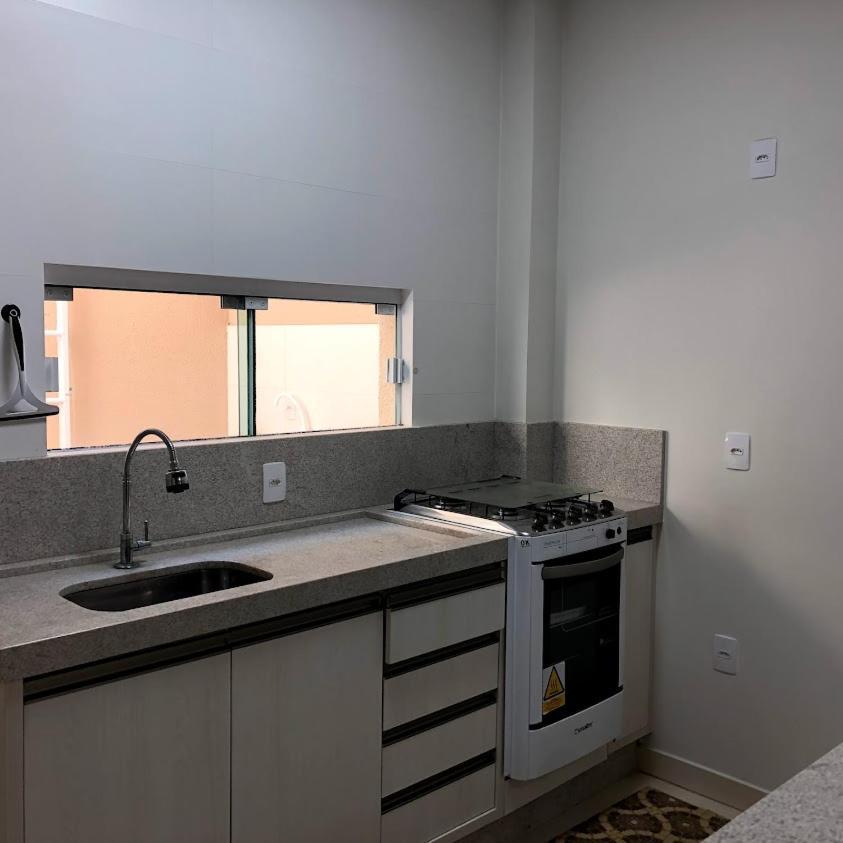 Casas Para Locacao Em Бомбиняс Екстериор снимка