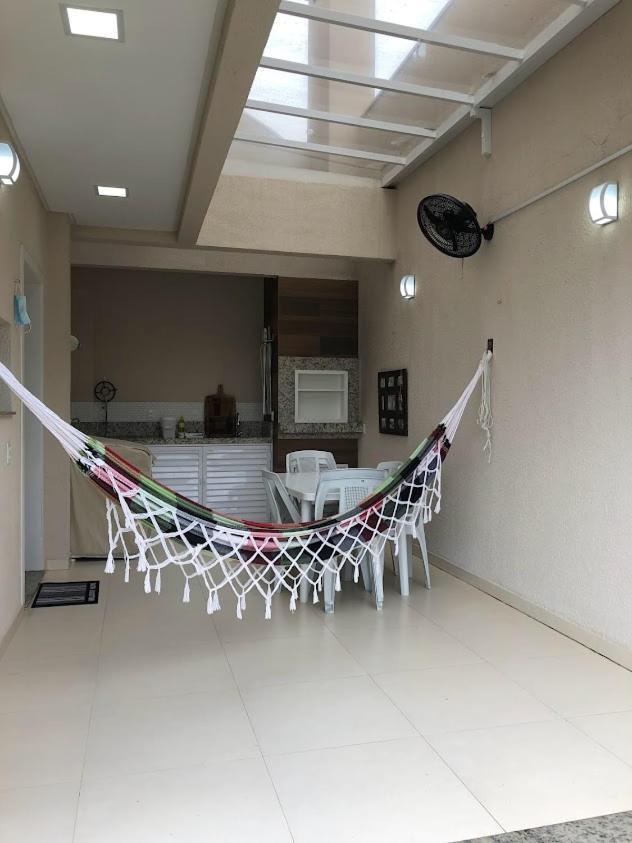 Casas Para Locacao Em Бомбиняс Екстериор снимка