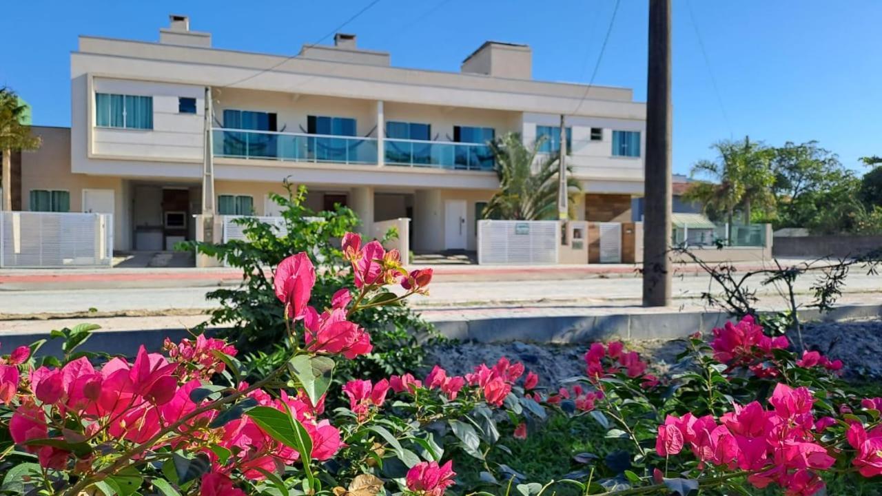 Casas Para Locacao Em Бомбиняс Екстериор снимка