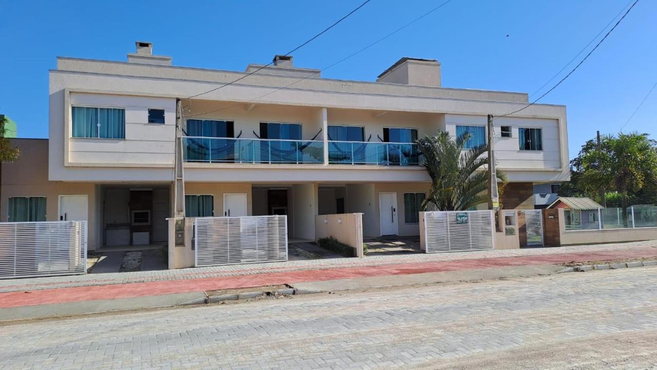 Casas Para Locacao Em Бомбиняс Екстериор снимка